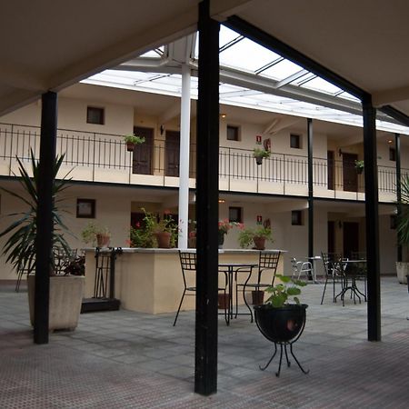 Hotel Urgain Oronoz-Mugaire Exteriör bild